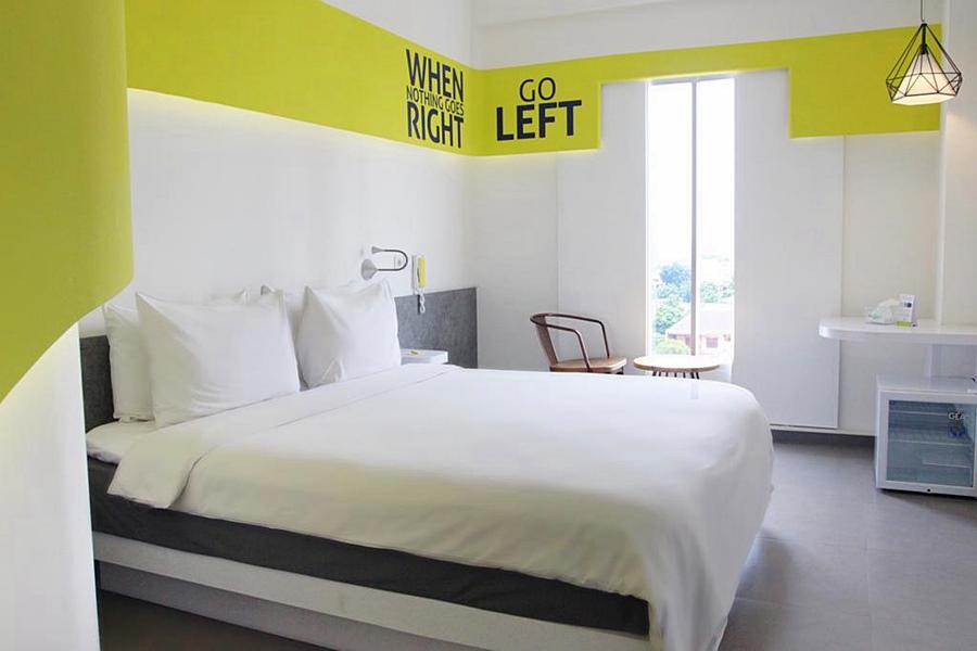 Yello Hotel Jemursari Surabaya Eksteriør bilde