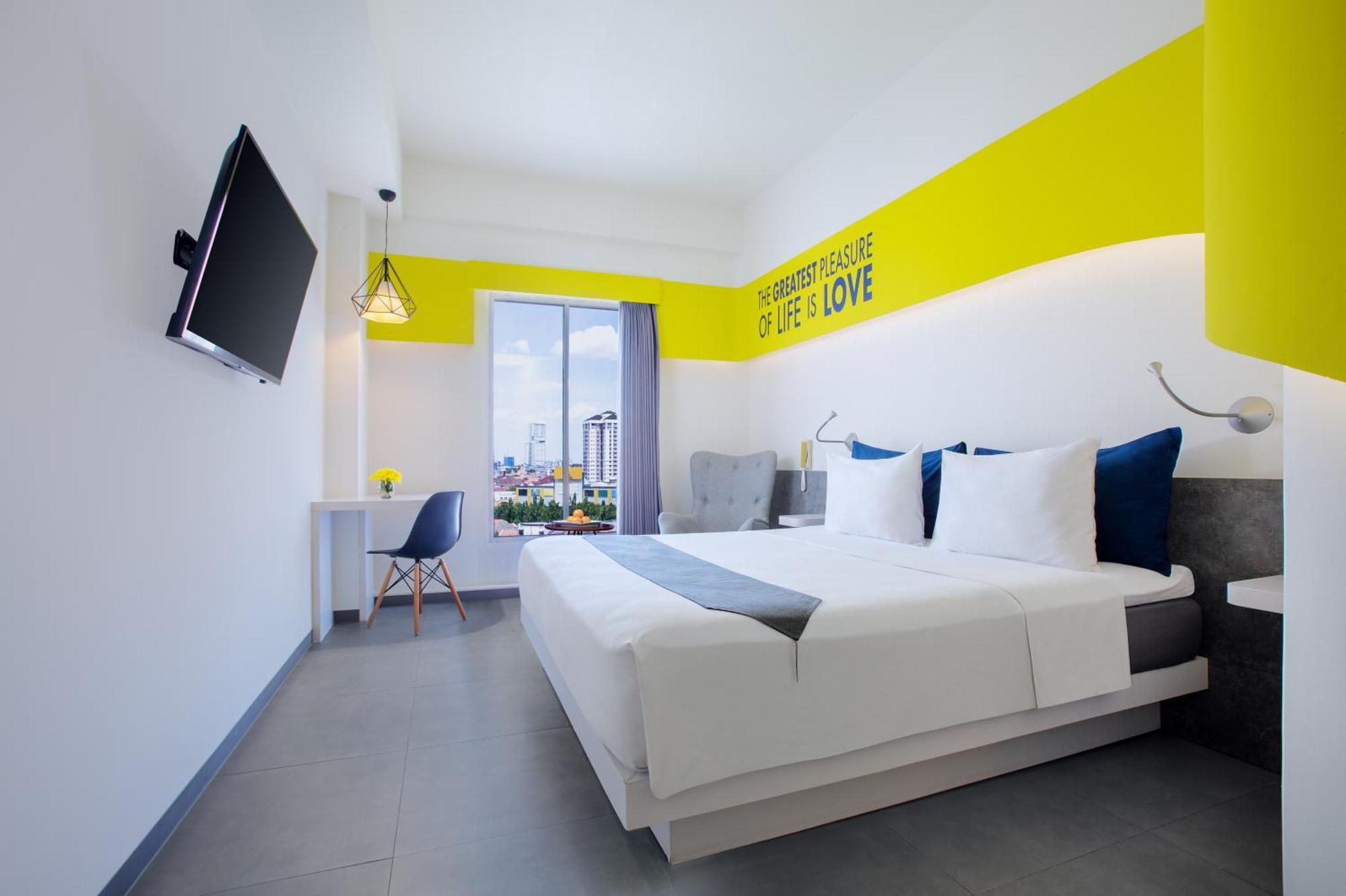 Yello Hotel Jemursari Surabaya Eksteriør bilde